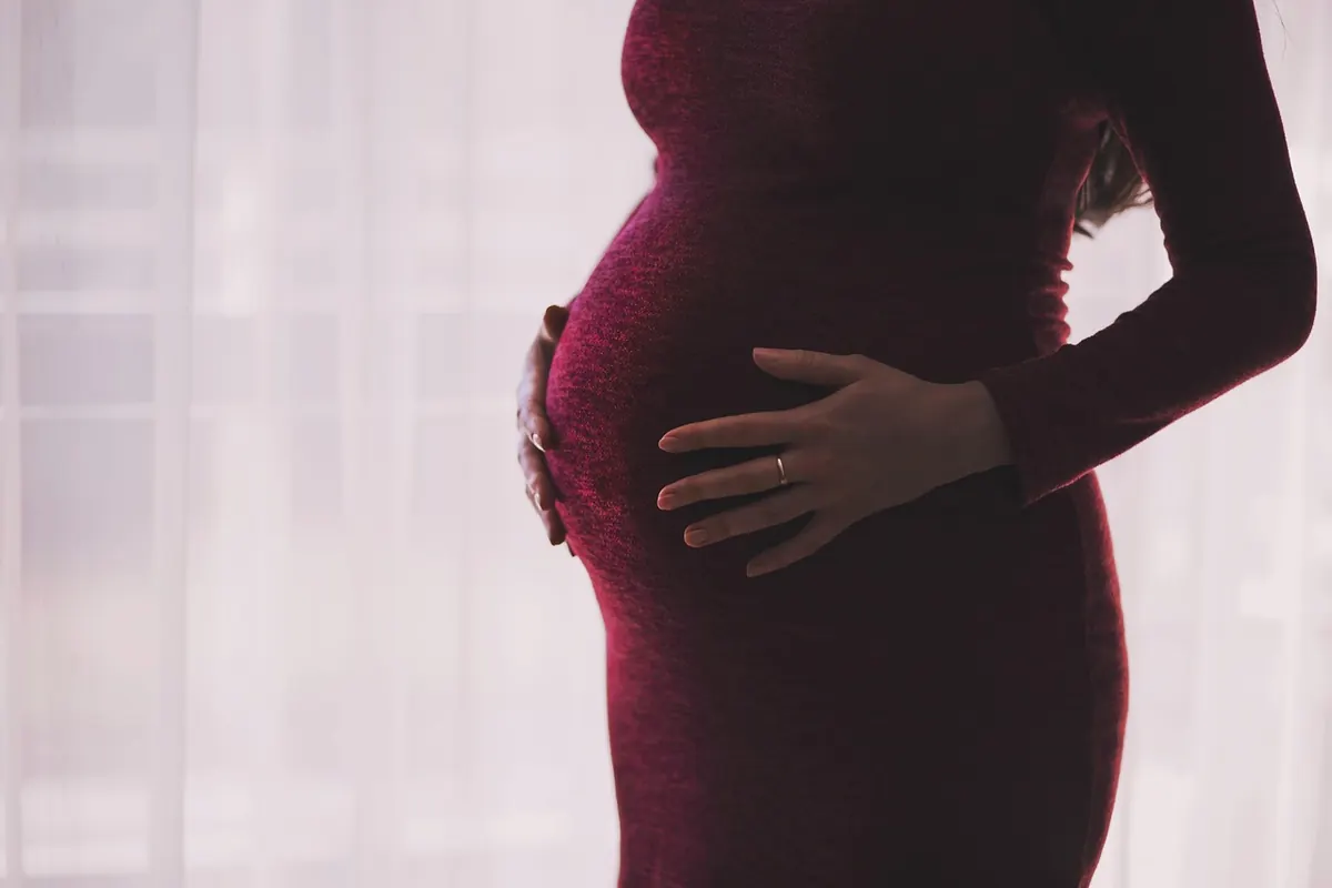Pregnancy Nutrition Explained: What to Eat, Limit, and Avoid in Each Trimester